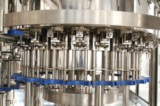 Rotary SS304 Carbonated Drink Filling Machine , Automatic Filling Production Line for PET Bottle