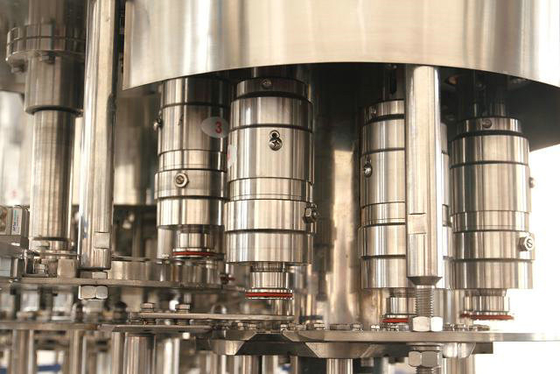 Rotary SS304 Carbonated Drink Filling Machine , Automatic Filling Production Line for PET Bottle