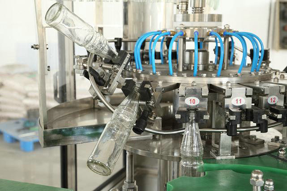 Auto Aseptic Glass Bottle Filling Machine For Sauce / Honey / Milk 4000B/h