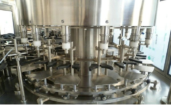 Rotary PET Automatic Bottle Filling Machine for Beverage Industry 2000BPH , Customized Heads