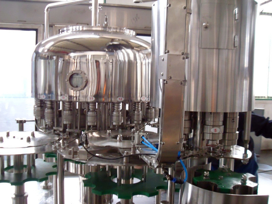 Mineral Water / Clean Water Bottle Filling Machine , Volumetric Filling Machinery with CE , ISO