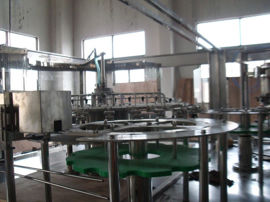 Macchina di rifornimento del succo della carne per la bottiglia dell'ANIMALE DOMESTICO/bottiglia di plastica, linea di riempimento liquida automatica