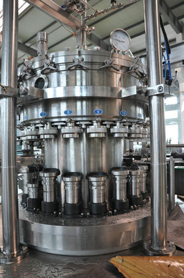 Lo schiocco su ordinazione può macchina di rifornimento, bevanda della cola della soda/pianta di riempimento del succo tramite controllo pneumatico